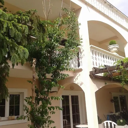 Ivana * Brodarica (Sibenik-Knin)